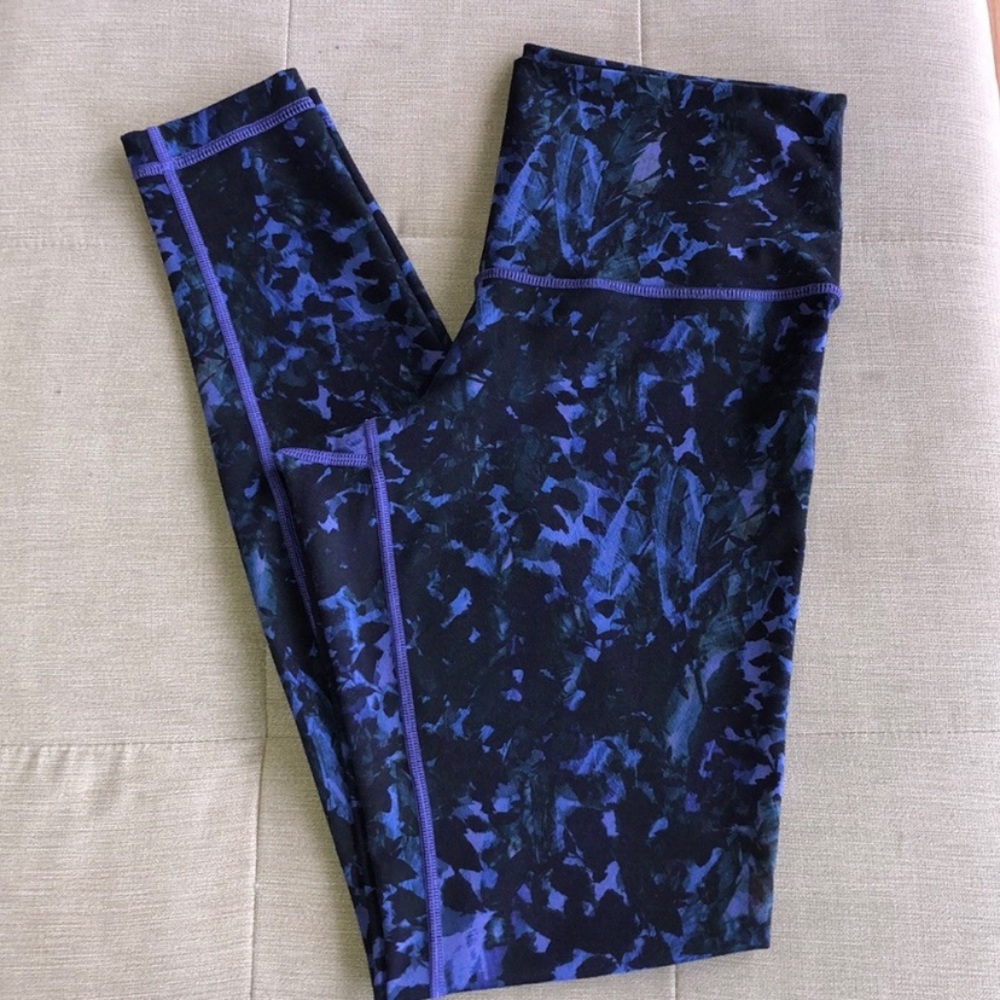 Lululemon wonder under size 10